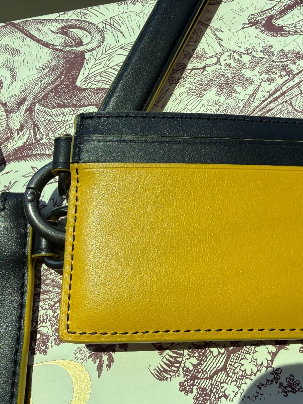 COACH Sling Trio Wristlet/Card Case in Colorblock-Black Leather Interior Lining - Picture 5 of 9